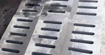 海东 芝麻灰石材沟盖板