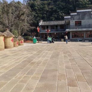 海东仿古石铺装效果