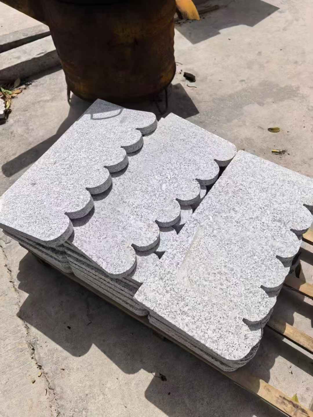 海东 花边石