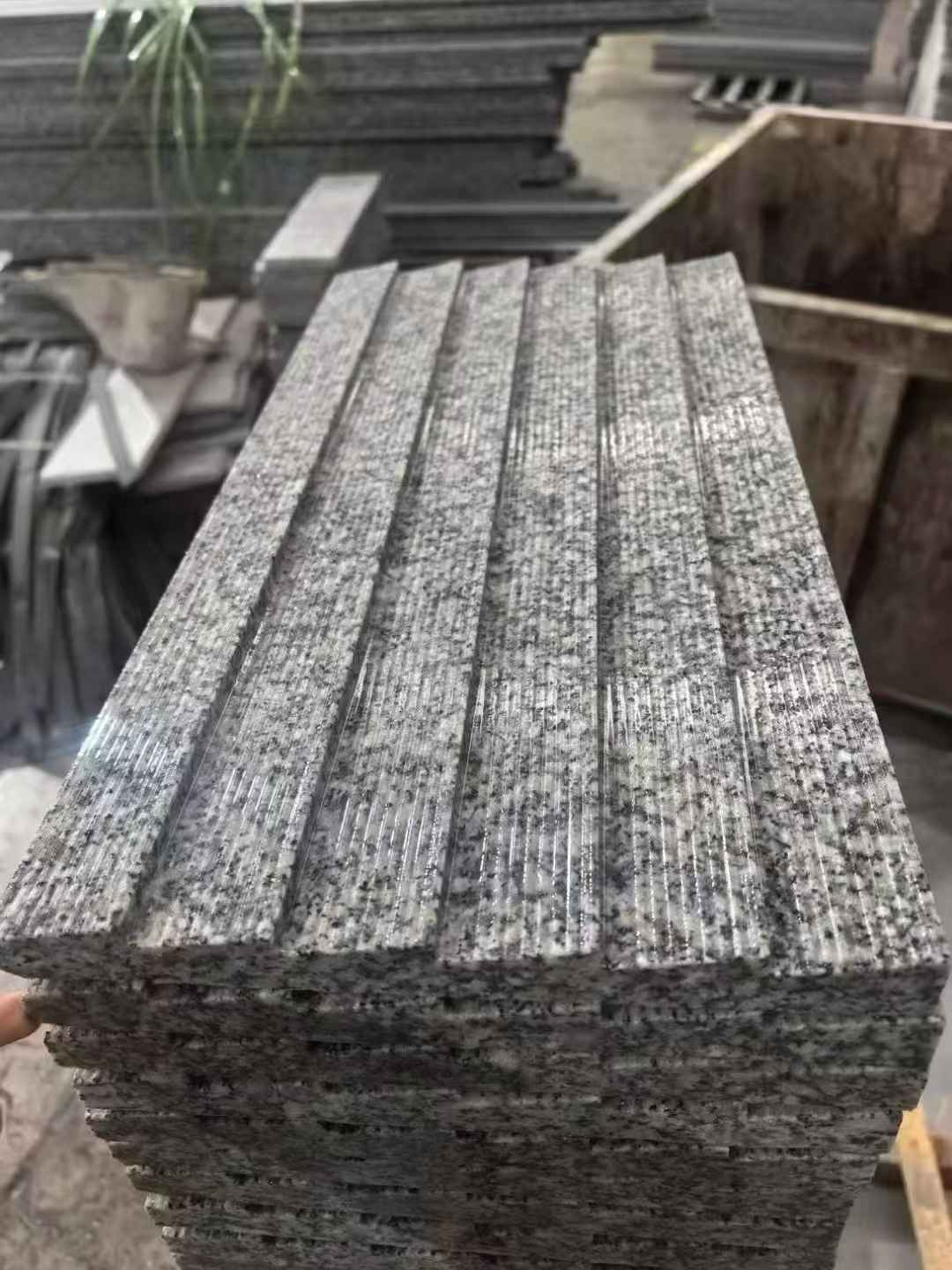 海东 狼牙石