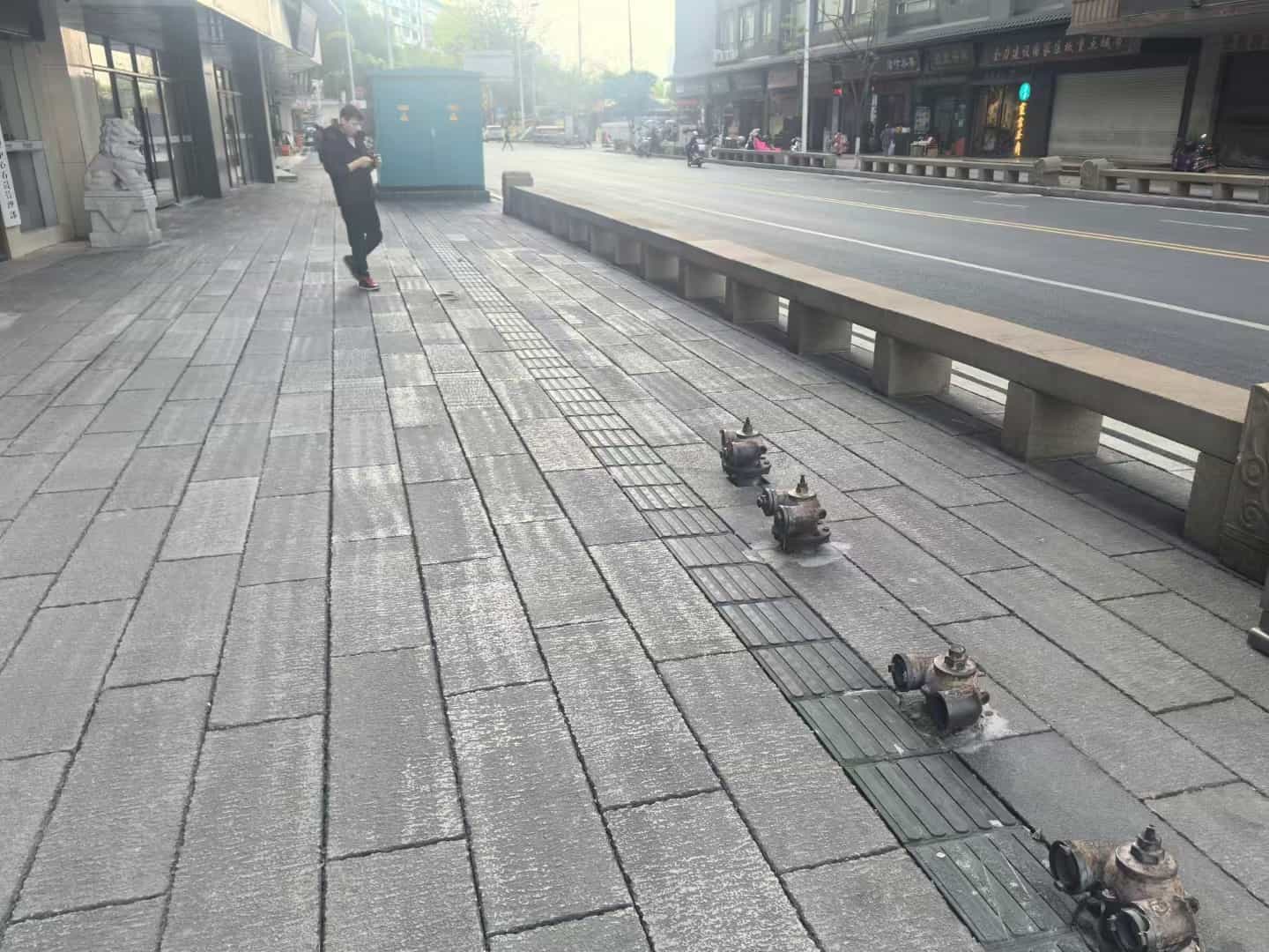 海东仿古石铺装效果