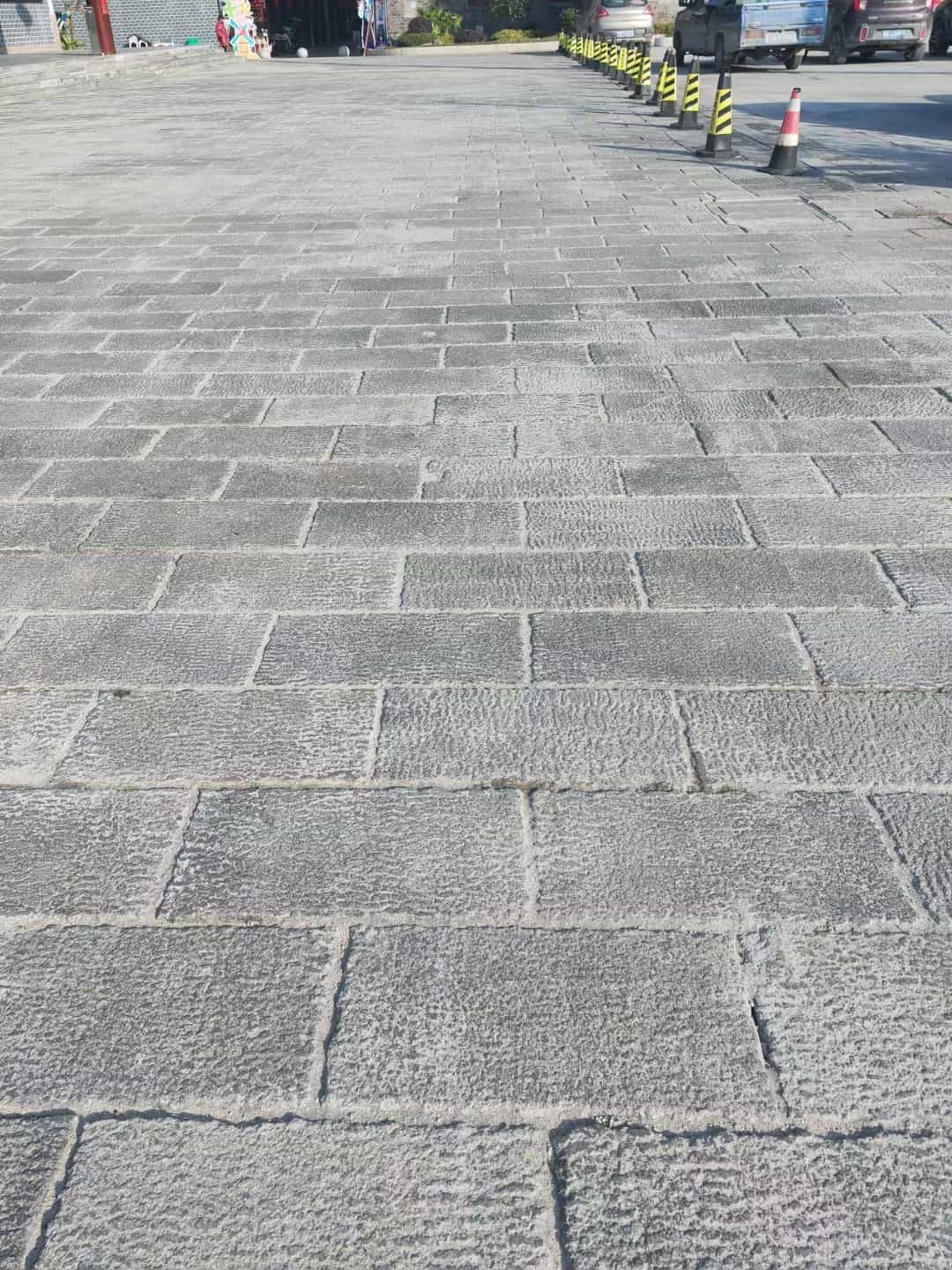 海东仿古石铺装效果