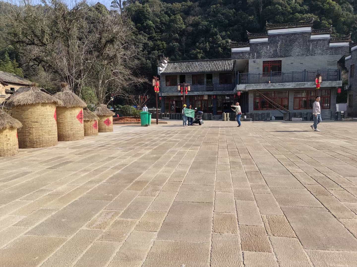 海东仿古石铺装效果