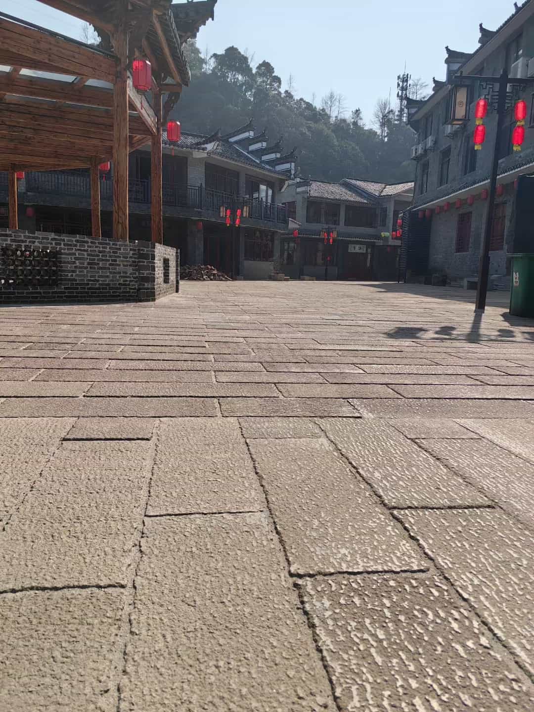 海东仿古石铺装效果